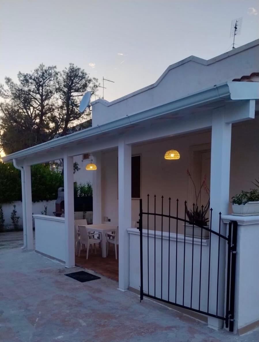 Villa Singola Amanda - 500M Dal Mare Pulsano Eksteriør bilde